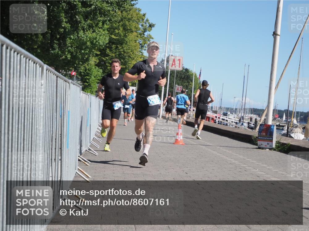 17.08.2025 - KN Förde Triathlon 2025 KatJ http://msf.ph/oto/8607161 17.08.2025 12:00:02 Laufen 295, 309, 387 meine-sportfotos.de