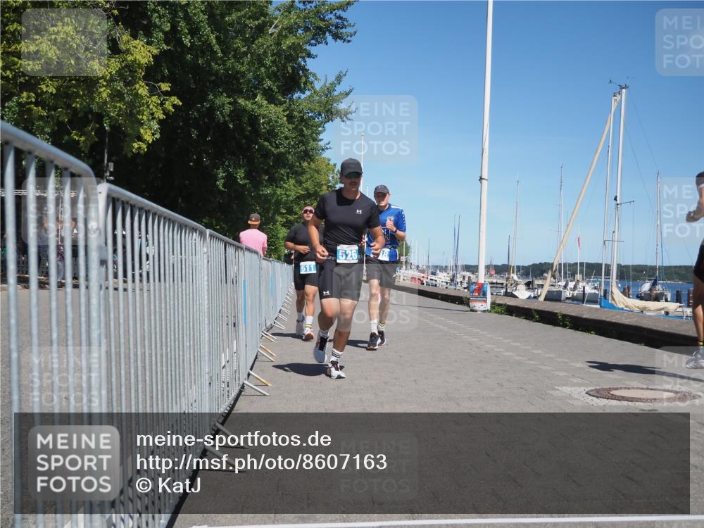 17.08.2025 - KN Förde Triathlon 2025 KatJ http://msf.ph/oto/8607163 17.08.2025 13:51:44 Laufen 438, 511, 526 meine-sportfotos.de