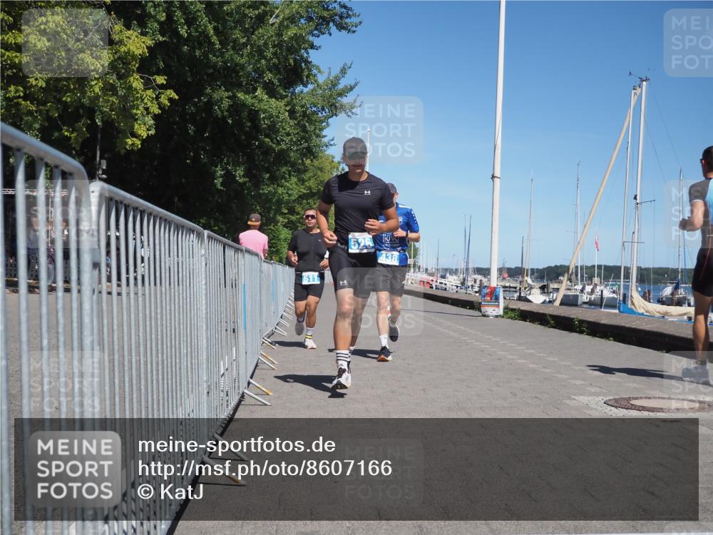 17.08.2025 - KN Förde Triathlon 2025 KatJ http://msf.ph/oto/8607166 17.08.2025 13:51:44 Laufen 438, 511, 526 meine-sportfotos.de