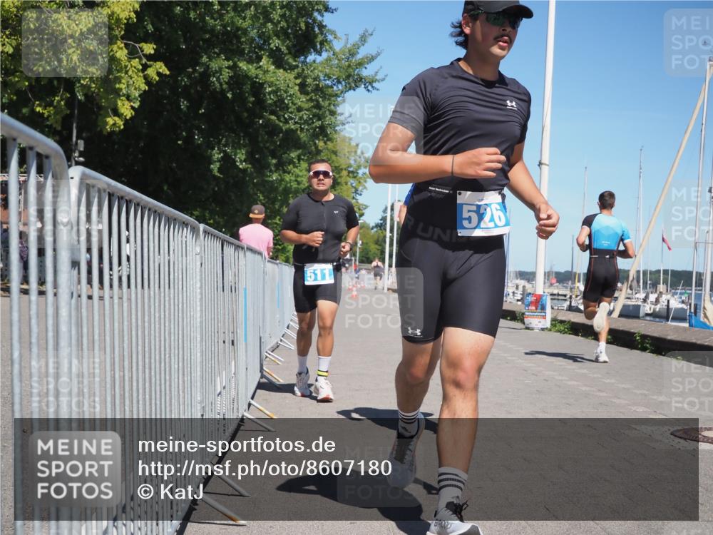 17.08.2025 - KN Förde Triathlon 2025 KatJ http://msf.ph/oto/8607180 17.08.2025 13:51:45 Laufen 438, 511, 526 meine-sportfotos.de