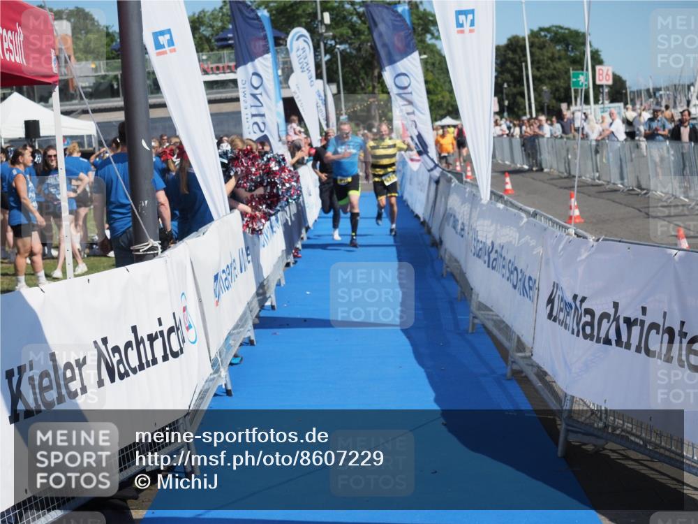 17.08.2025 - KN Förde Triathlon 2025 MichiJ http://msf.ph/oto/8607229 17.08.2025 12:25:32 Laufen 626 meine-sportfotos.de