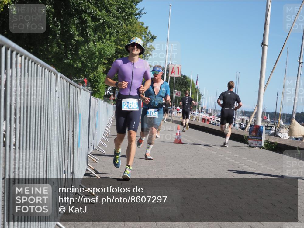 17.08.2025 - KN Förde Triathlon 2025 KatJ http://msf.ph/oto/8607297 17.08.2025 12:00:10 Laufen 266, 299, 304 meine-sportfotos.de