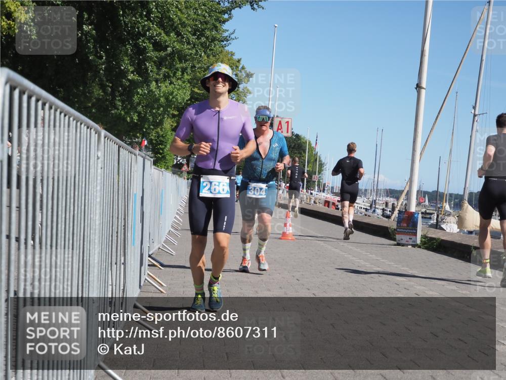 17.08.2025 - KN Förde Triathlon 2025 KatJ http://msf.ph/oto/8607311 17.08.2025 12:00:11 Laufen 266, 272, 299, 304 meine-sportfotos.de