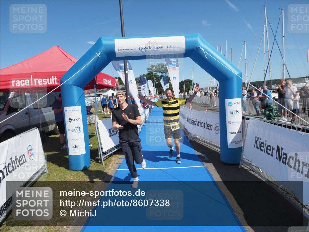 17.08.2025 - KN Förde Triathlon 2025 MichiJ http://msf.ph/oto/8607338 17.08.2025 12:25:37 Laufen 626 meine-sportfotos.de