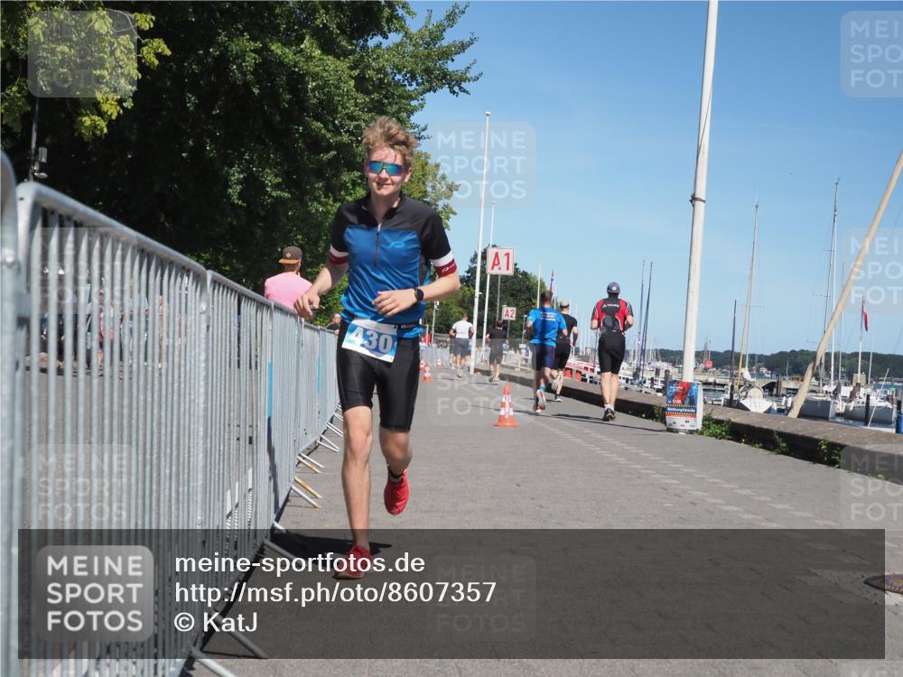 17.08.2025 - KN Förde Triathlon 2025 KatJ http://msf.ph/oto/8607357 17.08.2025 13:52:14 Laufen 430, 527 meine-sportfotos.de