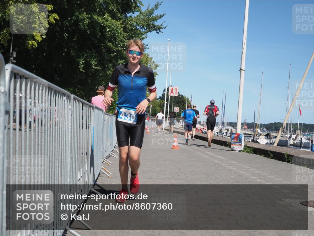 17.08.2025 - KN Förde Triathlon 2025 KatJ http://msf.ph/oto/8607360 17.08.2025 13:52:14 Laufen 430, 527 meine-sportfotos.de