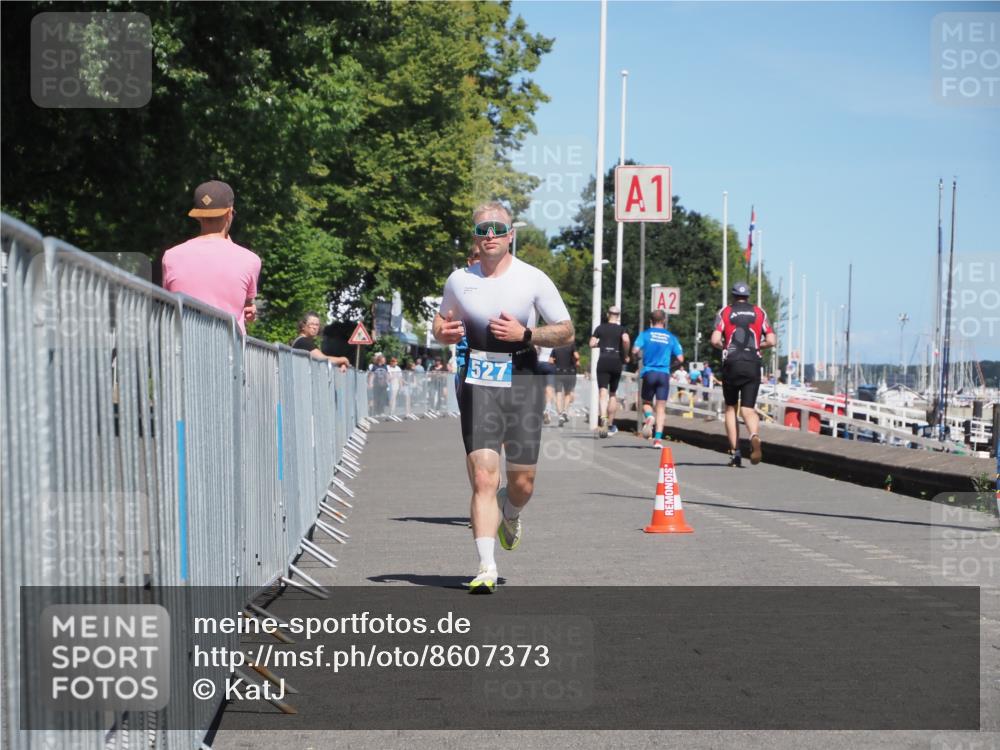 17.08.2025 - KN Förde Triathlon 2025 KatJ http://msf.ph/oto/8607373 17.08.2025 13:52:19 Laufen 492, 527 meine-sportfotos.de