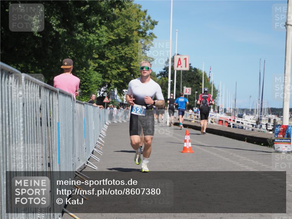 17.08.2025 - KN Förde Triathlon 2025 KatJ http://msf.ph/oto/8607380 17.08.2025 13:52:20 Laufen 492, 527 meine-sportfotos.de