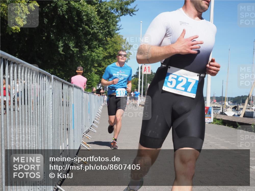 17.08.2025 - KN Förde Triathlon 2025 KatJ http://msf.ph/oto/8607405 17.08.2025 13:52:23 Laufen 492, 527 meine-sportfotos.de
