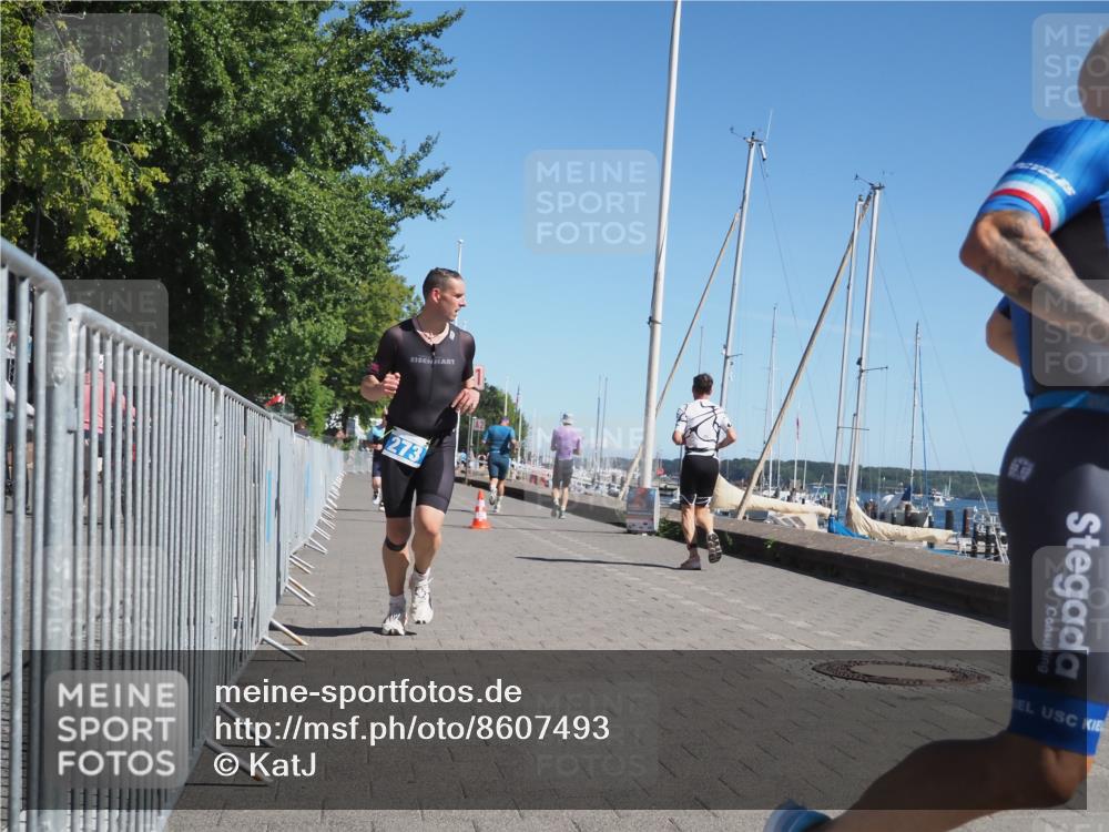 17.08.2025 - KN Förde Triathlon 2025 KatJ http://msf.ph/oto/8607493 17.08.2025 12:00:23 Laufen 272, 273, 316, 331 meine-sportfotos.de