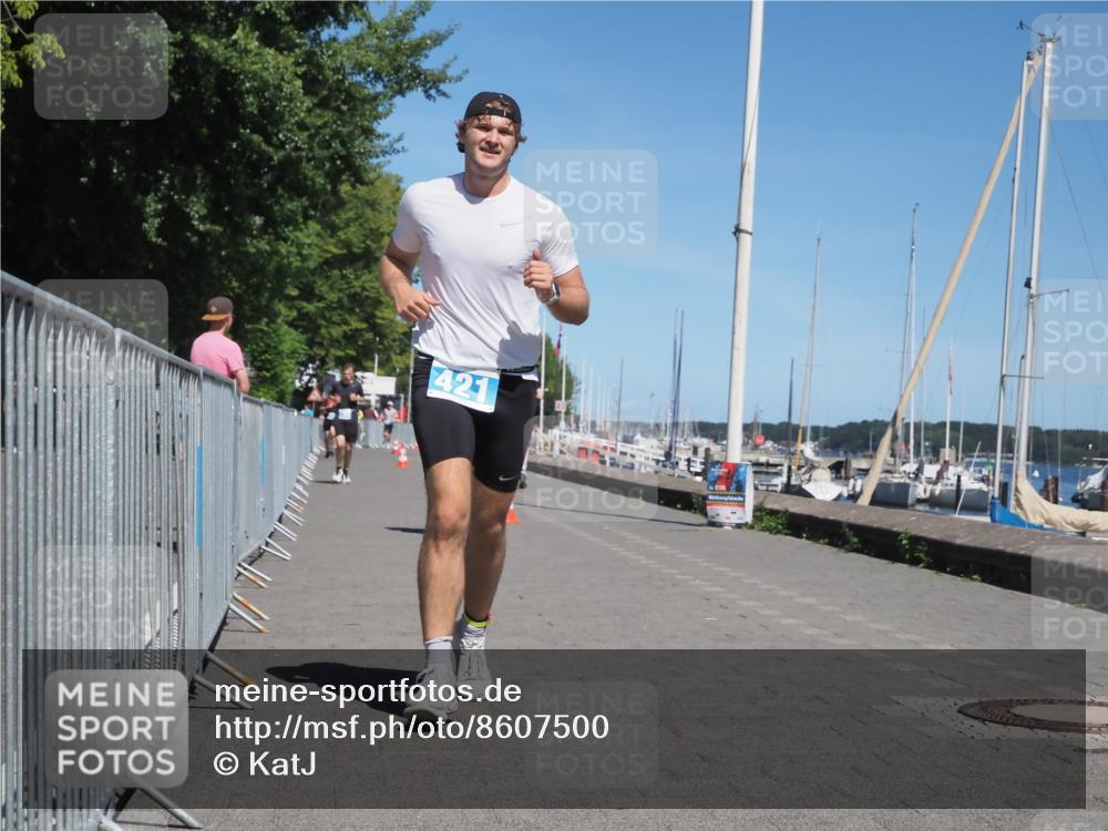 17.08.2025 - KN Förde Triathlon 2025 KatJ http://msf.ph/oto/8607500 17.08.2025 13:53:03 Laufen 421, 533, 534 meine-sportfotos.de
