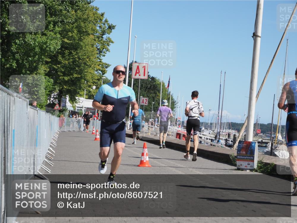 17.08.2025 - KN Förde Triathlon 2025 KatJ http://msf.ph/oto/8607521 17.08.2025 12:00:27 Laufen 273, 331 meine-sportfotos.de
