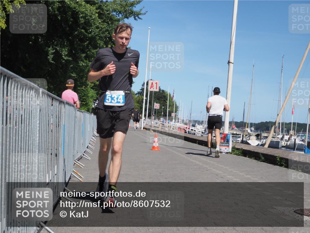 17.08.2025 - KN Förde Triathlon 2025 KatJ http://msf.ph/oto/8607532 17.08.2025 13:53:11 Laufen 514, 534 meine-sportfotos.de