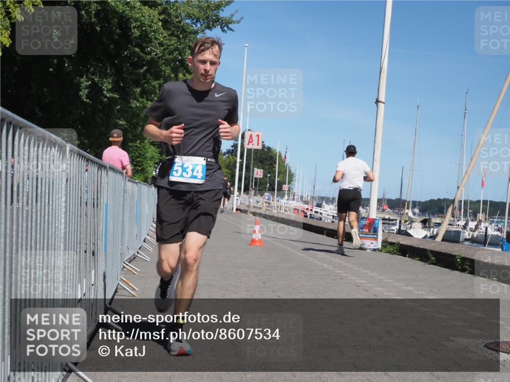 17.08.2025 - KN Förde Triathlon 2025 KatJ http://msf.ph/oto/8607534 17.08.2025 13:53:11 Laufen 514, 534 meine-sportfotos.de