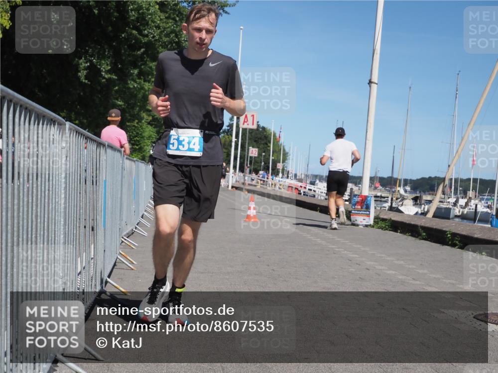 17.08.2025 - KN Förde Triathlon 2025 KatJ http://msf.ph/oto/8607535 17.08.2025 13:53:11 Laufen 514, 534 meine-sportfotos.de