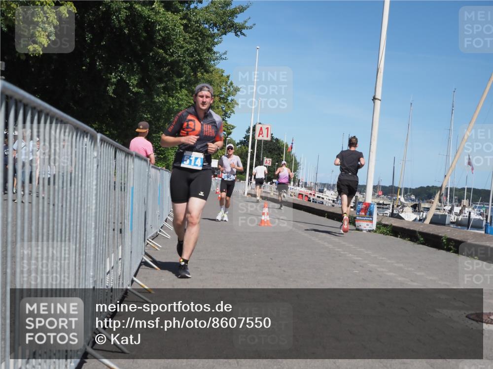 17.08.2025 - KN Förde Triathlon 2025 KatJ http://msf.ph/oto/8607550 17.08.2025 13:53:18 Laufen 484, 514, 529 meine-sportfotos.de