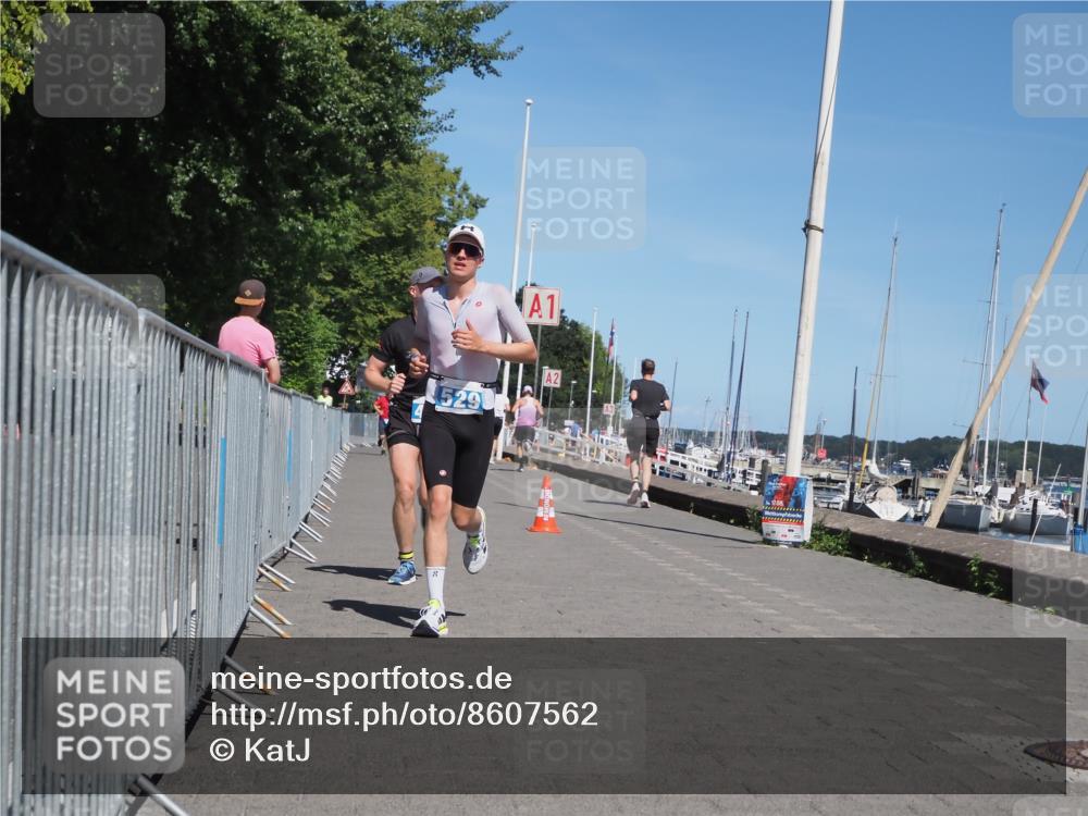 17.08.2025 - KN Förde Triathlon 2025 KatJ http://msf.ph/oto/8607562 17.08.2025 13:53:21 Laufen 484, 514, 529 meine-sportfotos.de