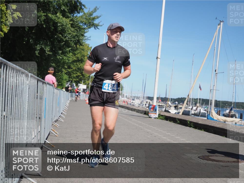 17.08.2025 - KN Förde Triathlon 2025 KatJ http://msf.ph/oto/8607585 17.08.2025 13:53:24 Laufen 484, 529 meine-sportfotos.de