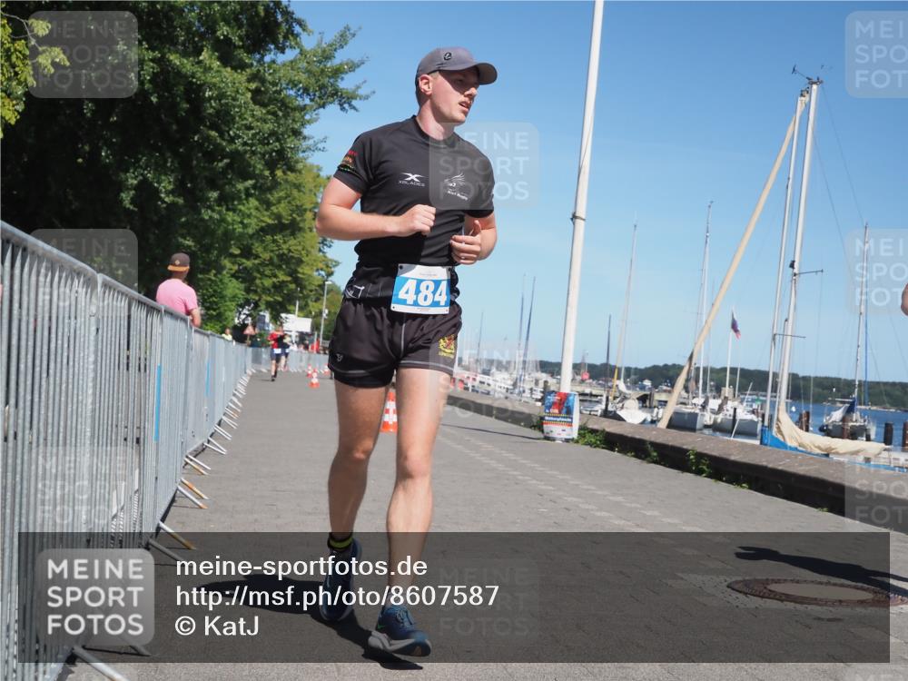 17.08.2025 - KN Förde Triathlon 2025 KatJ http://msf.ph/oto/8607587 17.08.2025 13:53:24 Laufen 484, 529 meine-sportfotos.de