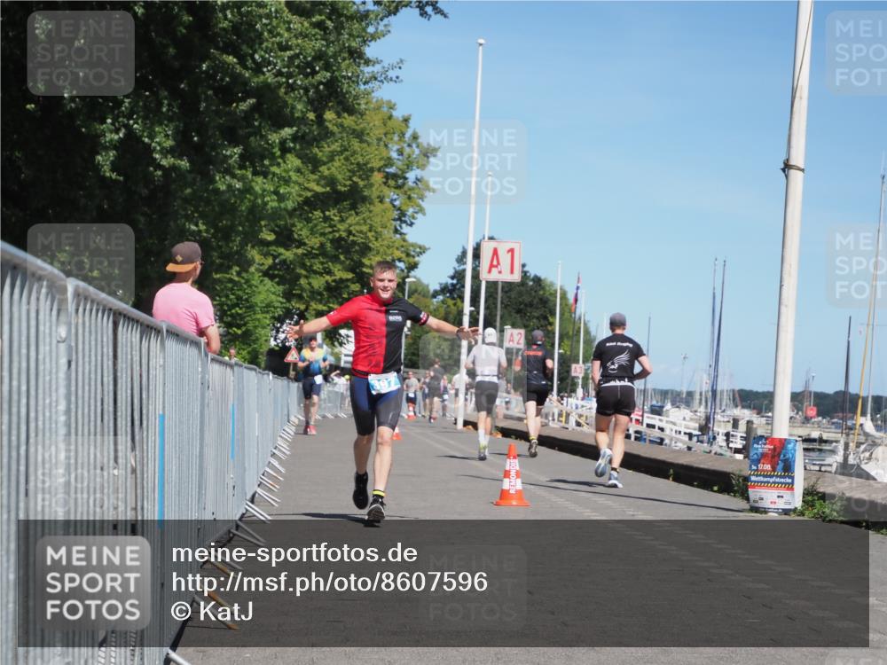 17.08.2025 - KN Förde Triathlon 2025 KatJ http://msf.ph/oto/8607596 17.08.2025 13:53:33 Laufen 397 meine-sportfotos.de