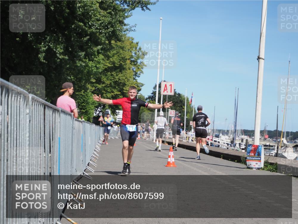 17.08.2025 - KN Förde Triathlon 2025 KatJ http://msf.ph/oto/8607599 17.08.2025 13:53:34 Laufen 397 meine-sportfotos.de