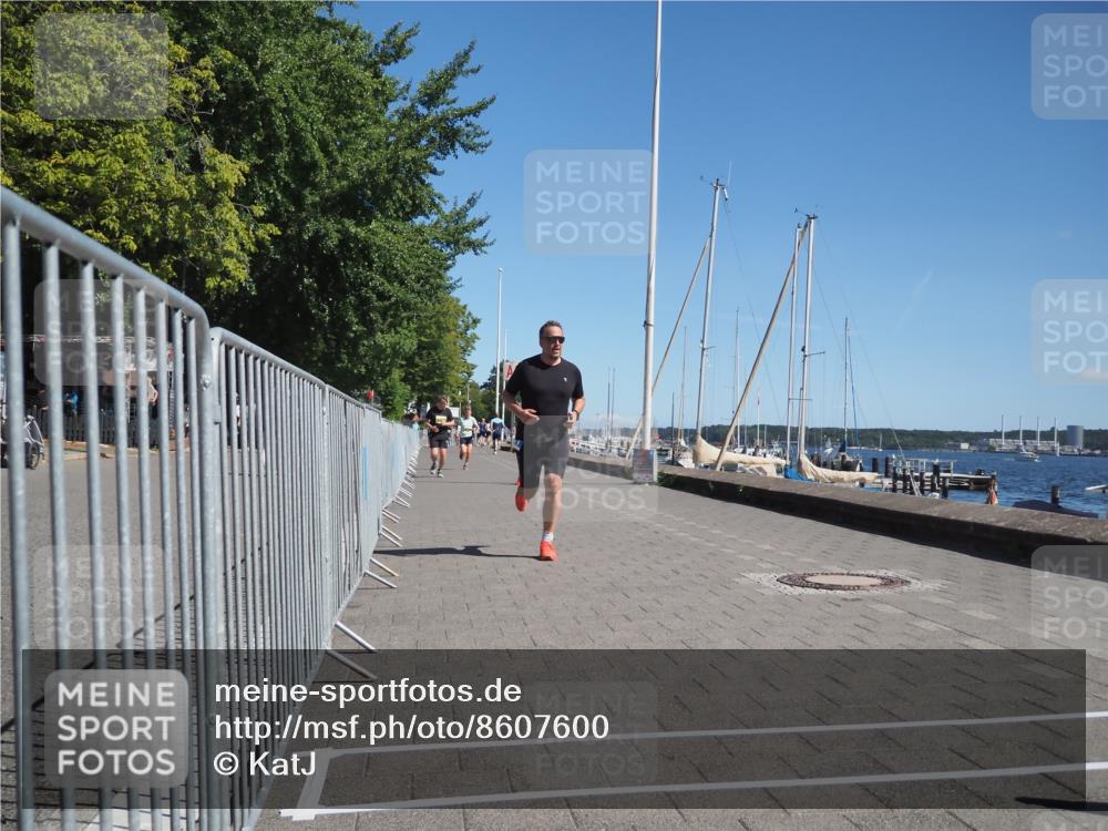 17.08.2025 - KN Förde Triathlon 2025 KatJ http://msf.ph/oto/8607600 17.08.2025 12:00:47 Laufen 281, 602, 638 meine-sportfotos.de