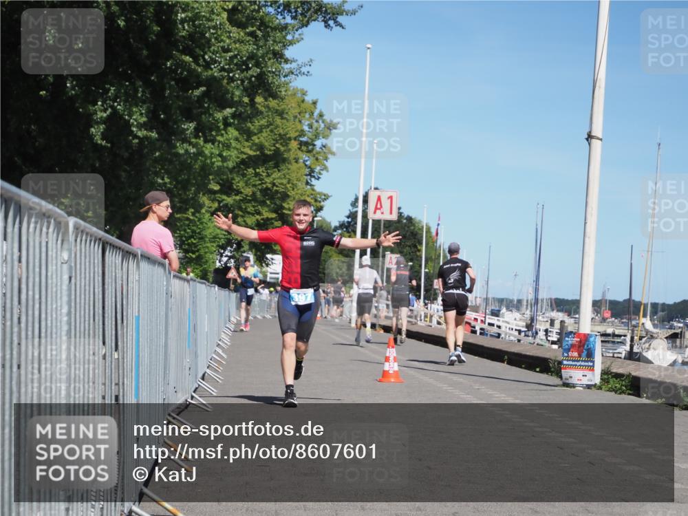 17.08.2025 - KN Förde Triathlon 2025 KatJ http://msf.ph/oto/8607601 17.08.2025 13:53:34 Laufen 397 meine-sportfotos.de