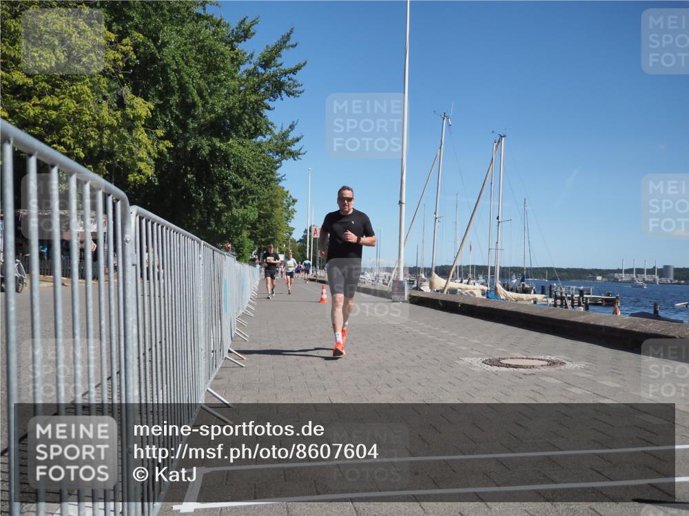 17.08.2025 - KN Förde Triathlon 2025 KatJ http://msf.ph/oto/8607604 17.08.2025 12:00:48 Laufen 281, 602, 638 meine-sportfotos.de
