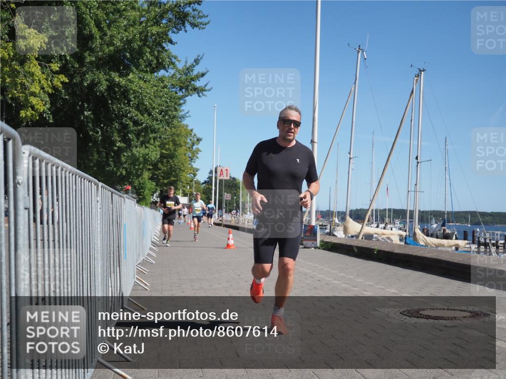 17.08.2025 - KN Förde Triathlon 2025 KatJ http://msf.ph/oto/8607614 17.08.2025 12:00:48 Laufen 281, 602, 638 meine-sportfotos.de