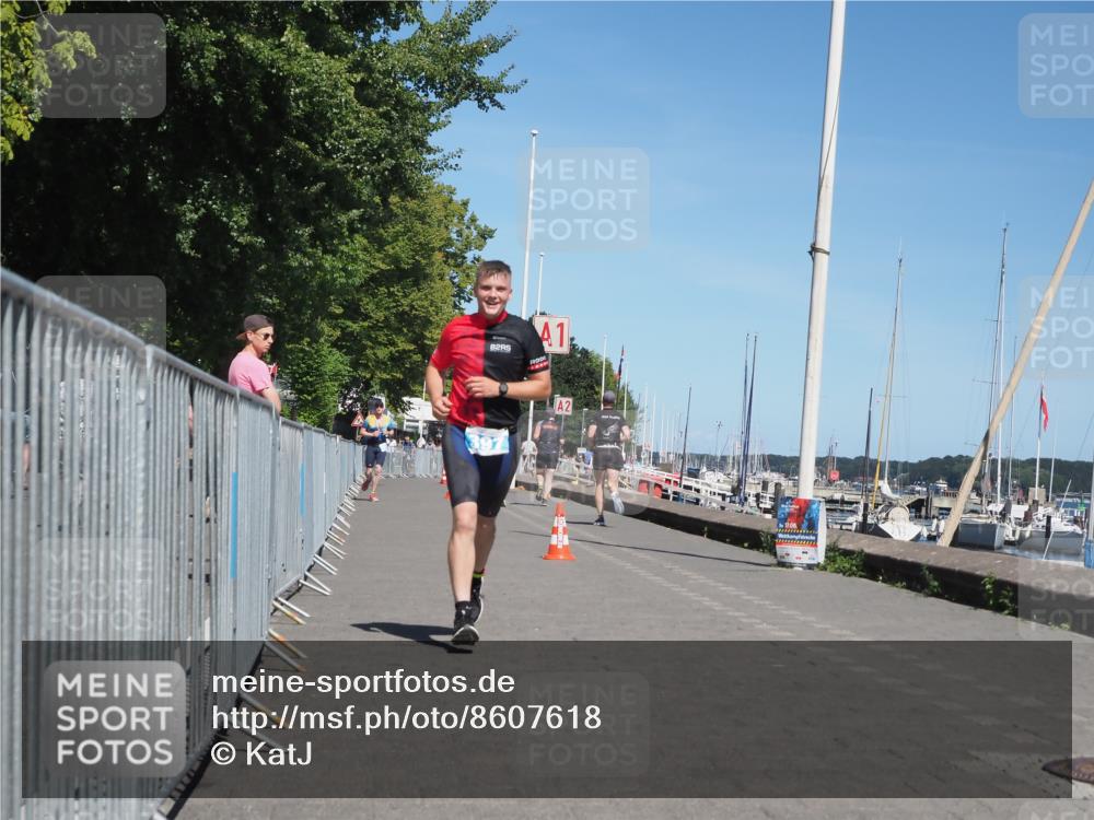 17.08.2025 - KN Förde Triathlon 2025 KatJ http://msf.ph/oto/8607618 17.08.2025 13:53:35 Laufen 397 meine-sportfotos.de