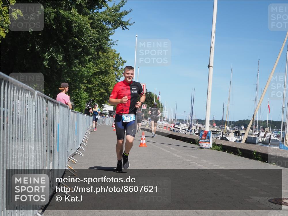 17.08.2025 - KN Förde Triathlon 2025 KatJ http://msf.ph/oto/8607621 17.08.2025 13:53:35 Laufen 397 meine-sportfotos.de