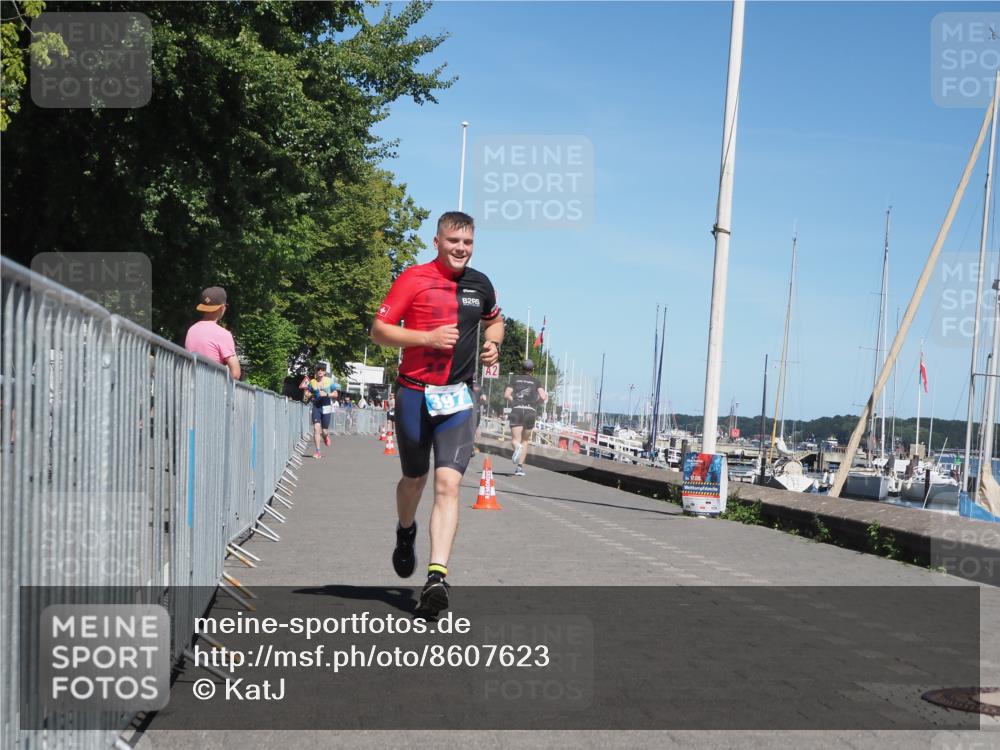 17.08.2025 - KN Förde Triathlon 2025 KatJ http://msf.ph/oto/8607623 17.08.2025 13:53:35 Laufen 397 meine-sportfotos.de