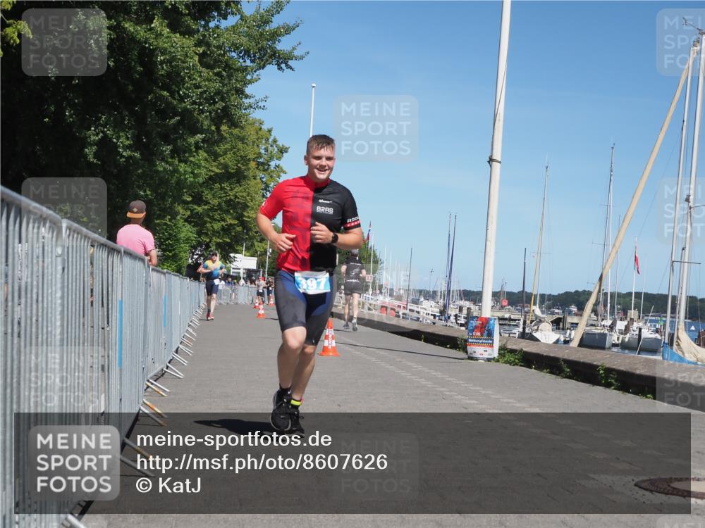17.08.2025 - KN Förde Triathlon 2025 KatJ http://msf.ph/oto/8607626 17.08.2025 13:53:36 Laufen 397 meine-sportfotos.de