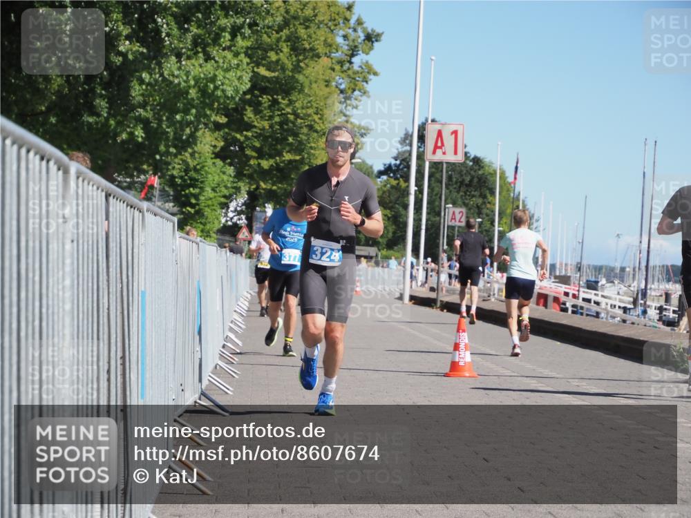 17.08.2025 - KN Förde Triathlon 2025 KatJ http://msf.ph/oto/8607674 17.08.2025 12:01:03 Laufen 324, 377 meine-sportfotos.de