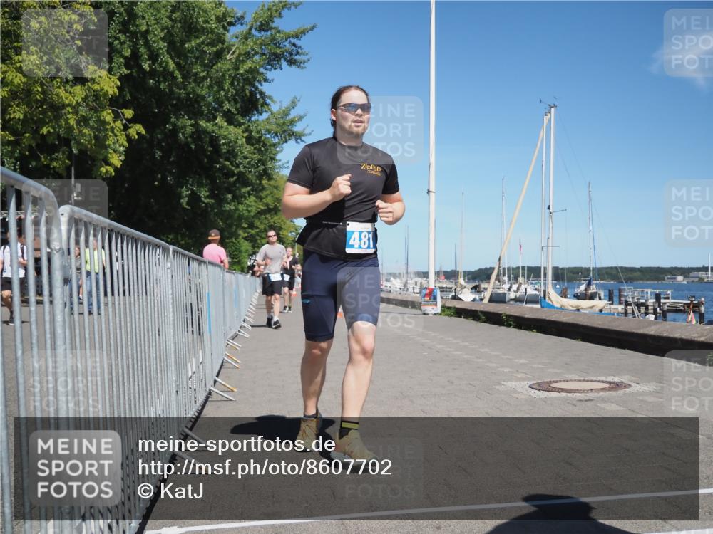 17.08.2025 - KN Förde Triathlon 2025 KatJ http://msf.ph/oto/8607702 17.08.2025 13:54:06 Laufen 426, 464, 479, 481 meine-sportfotos.de