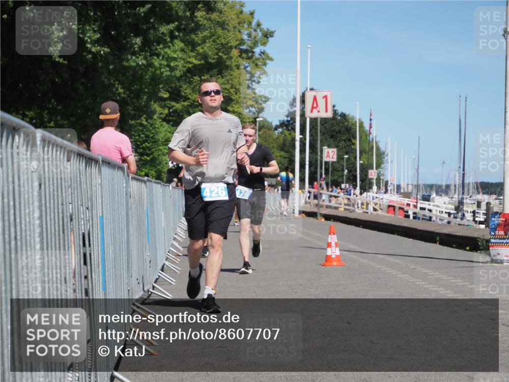 17.08.2025 - KN Förde Triathlon 2025 KatJ http://msf.ph/oto/8607707 17.08.2025 13:54:08 Laufen 426, 464, 479, 481, 496, 540 meine-sportfotos.de