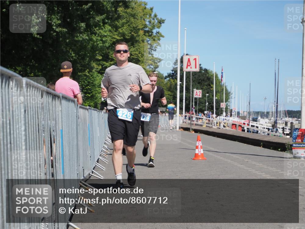 17.08.2025 - KN Förde Triathlon 2025 KatJ http://msf.ph/oto/8607712 17.08.2025 13:54:08 Laufen 426, 464, 479, 481, 496, 540 meine-sportfotos.de