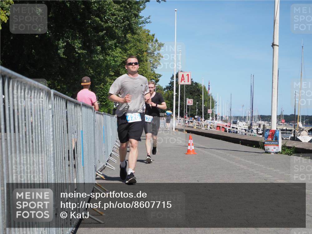 17.08.2025 - KN Förde Triathlon 2025 KatJ http://msf.ph/oto/8607715 17.08.2025 13:54:09 Laufen 426, 479, 481, 496, 502, 540 meine-sportfotos.de