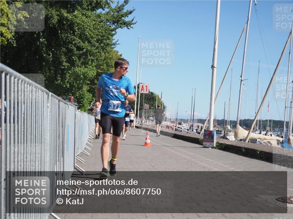 17.08.2025 - KN Förde Triathlon 2025 KatJ http://msf.ph/oto/8607750 17.08.2025 12:01:08 Laufen 284, 300, 324, 377, 632 meine-sportfotos.de