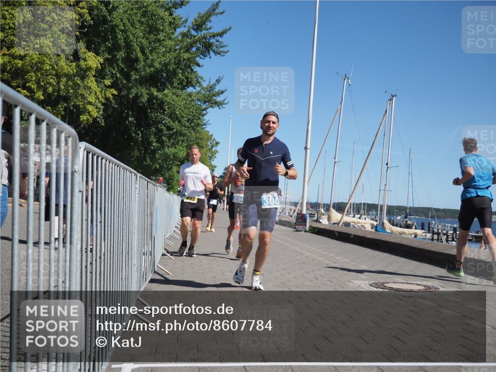 17.08.2025 - KN Förde Triathlon 2025 KatJ http://msf.ph/oto/8607784 17.08.2025 12:01:14 Laufen 284, 300, 318, 390, 632 meine-sportfotos.de