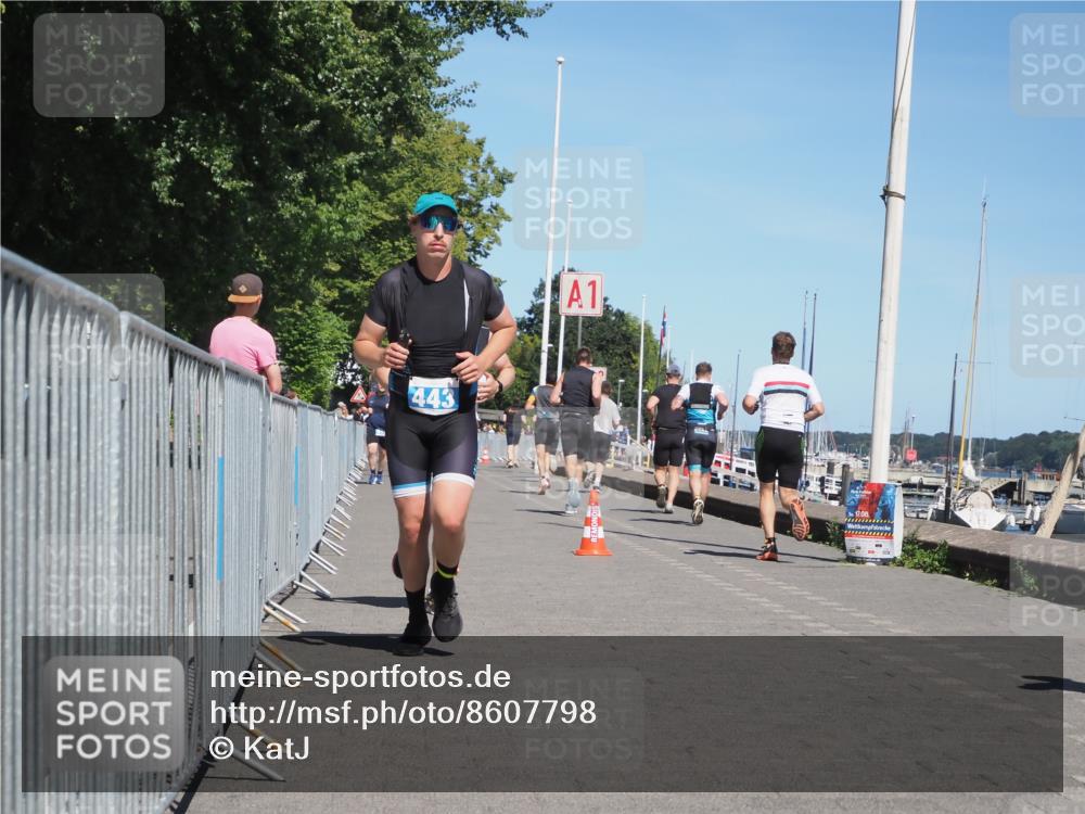 17.08.2025 - KN Förde Triathlon 2025 KatJ http://msf.ph/oto/8607798 17.08.2025 13:54:30 Laufen 435, 443, 490 meine-sportfotos.de