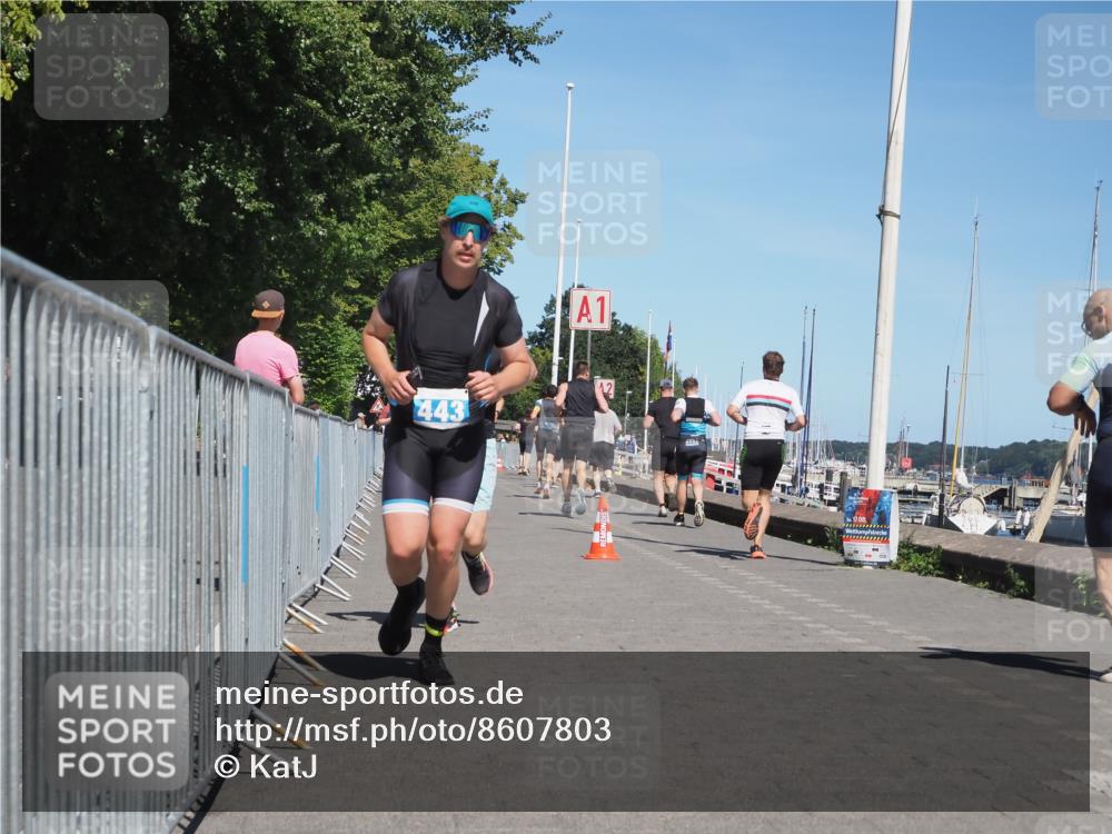 17.08.2025 - KN Förde Triathlon 2025 KatJ http://msf.ph/oto/8607803 17.08.2025 13:54:31 Laufen 435, 443, 490 meine-sportfotos.de