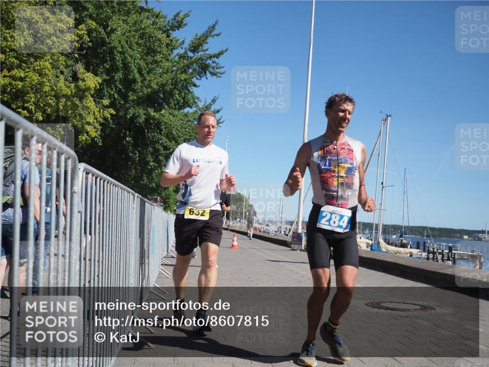 17.08.2025 - KN Förde Triathlon 2025 KatJ http://msf.ph/oto/8607815 17.08.2025 12:01:16 Laufen 284, 300, 318, 390, 631, 632 meine-sportfotos.de