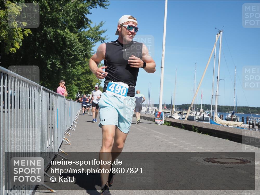 17.08.2025 - KN Förde Triathlon 2025 KatJ http://msf.ph/oto/8607821 17.08.2025 13:54:33 Laufen 435, 443, 459, 490 meine-sportfotos.de