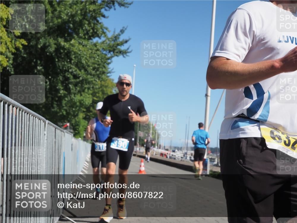 17.08.2025 - KN Förde Triathlon 2025 KatJ http://msf.ph/oto/8607822 17.08.2025 12:01:17 Laufen 284, 300, 318, 390, 631, 632 meine-sportfotos.de