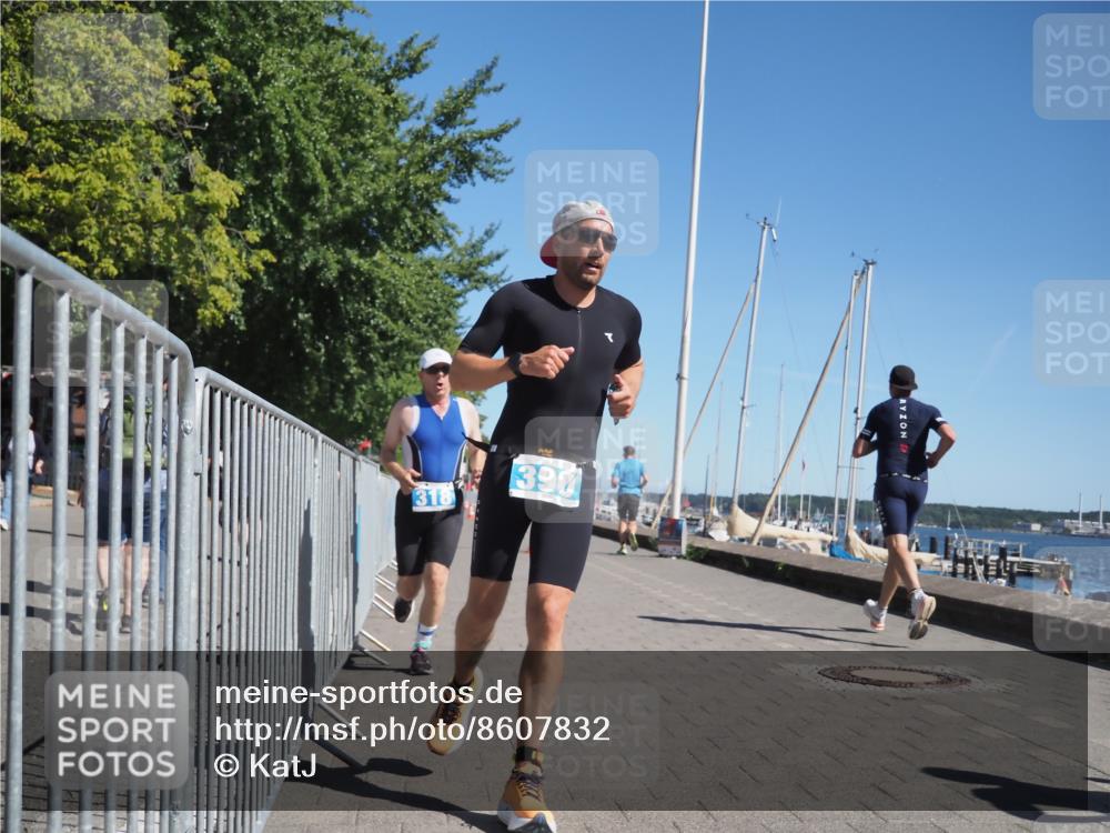 17.08.2025 - KN Förde Triathlon 2025 KatJ http://msf.ph/oto/8607832 17.08.2025 12:01:18 Laufen 284, 318, 390, 631, 632 meine-sportfotos.de