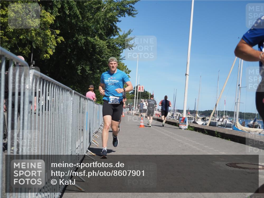 17.08.2025 - KN Förde Triathlon 2025 KatJ http://msf.ph/oto/8607901 17.08.2025 13:54:53 Laufen 432, 462, 480, 495 meine-sportfotos.de