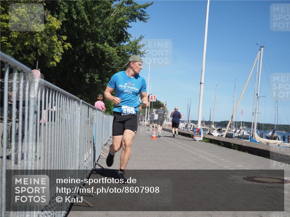 17.08.2025 - KN Förde Triathlon 2025 KatJ http://msf.ph/oto/8607908 17.08.2025 13:54:54 Laufen 432, 462, 480, 495 meine-sportfotos.de