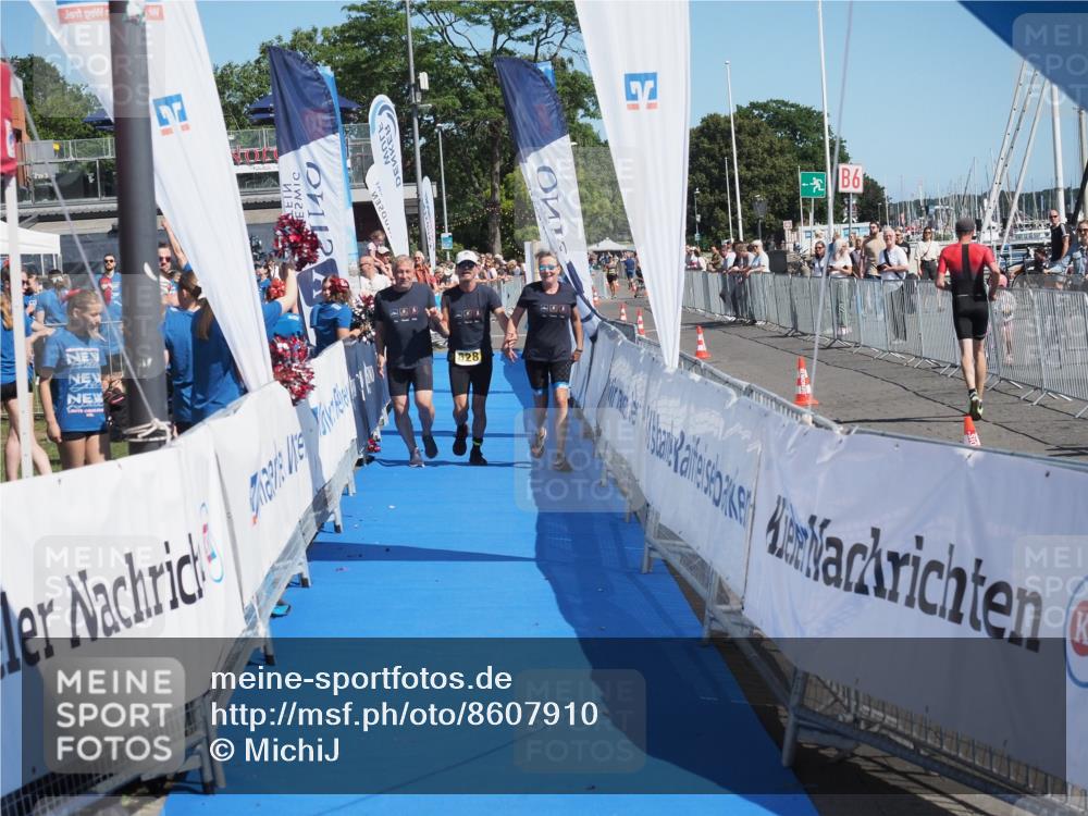 17.08.2025 - KN Förde Triathlon 2025 MichiJ http://msf.ph/oto/8607910 17.08.2025 12:26:15 Laufen  meine-sportfotos.de