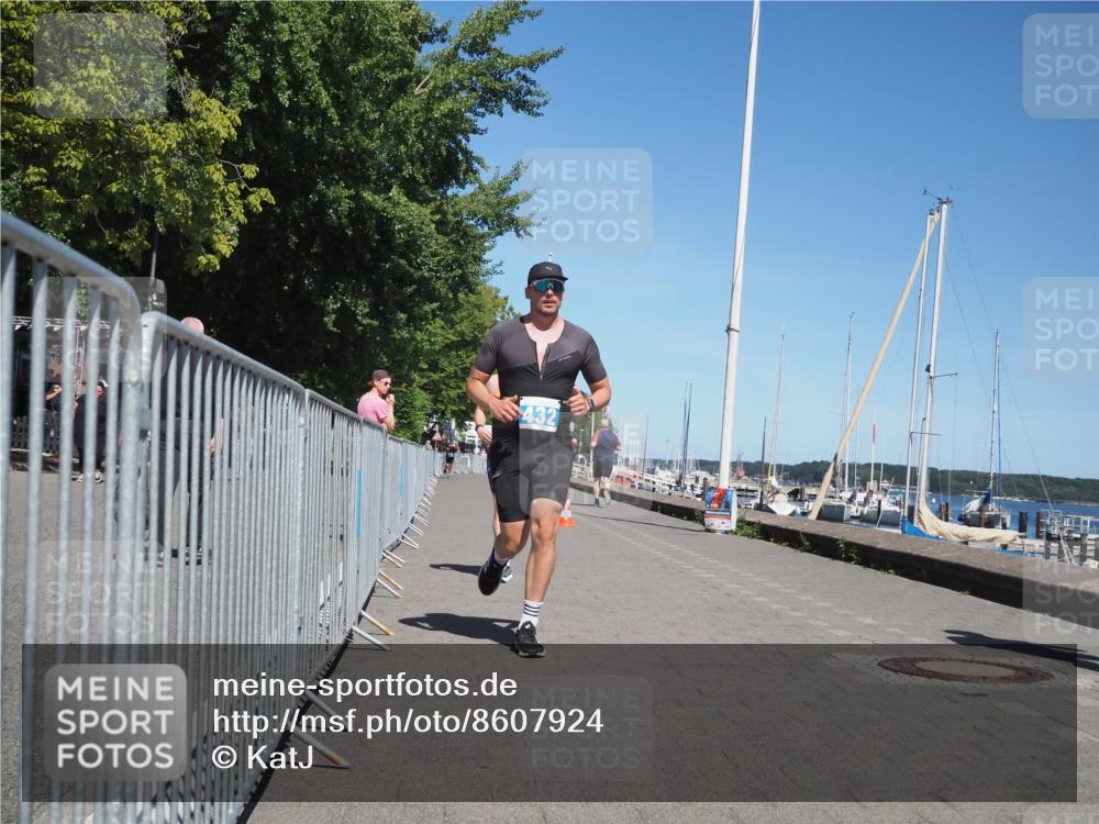 17.08.2025 - KN Förde Triathlon 2025 KatJ http://msf.ph/oto/8607924 17.08.2025 13:54:56 Laufen 432, 462, 480, 495 meine-sportfotos.de